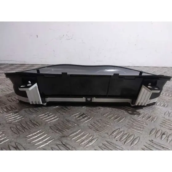 Cuadro Instrumentos para Toyota Avensis Berlina (T25)