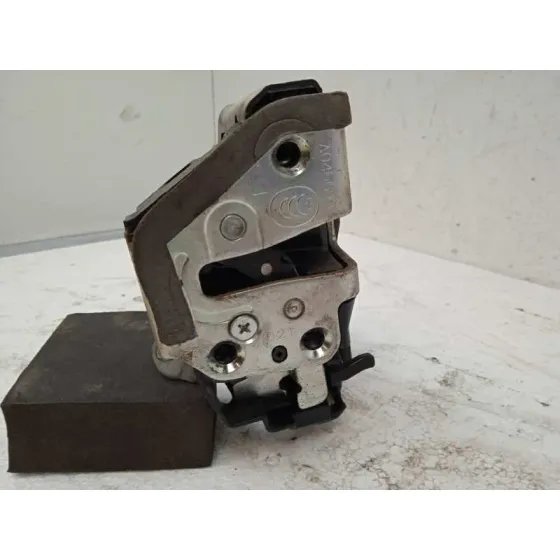 Cerradura Puerta Trasera Izquierda para Toyota Urban Cruiser