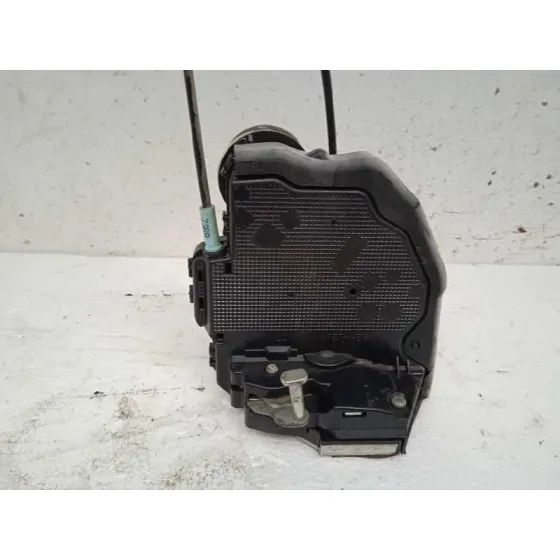 Cerradura Puerta Trasera Izquierda para Toyota Urban Cruiser