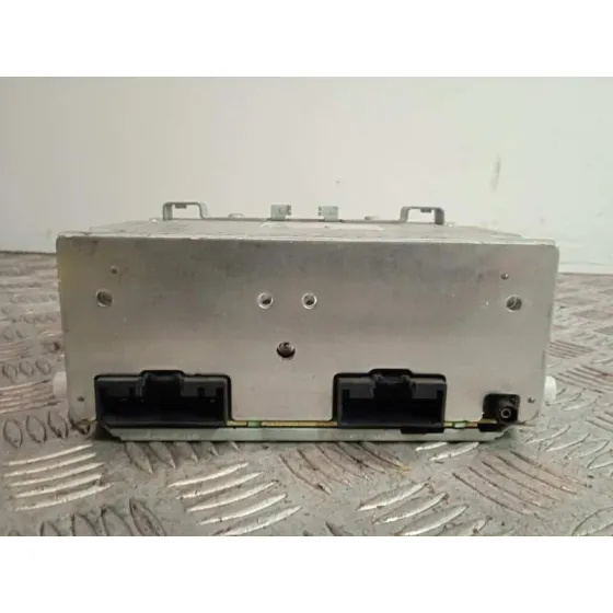 Sistema Audio / Radio Cd para Ford Fiesta (Ccn)