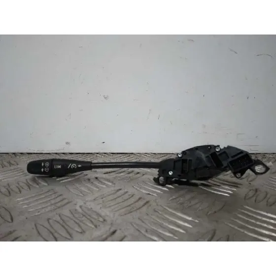 Mando Limpia para Mercedes-Benz Clase A (W169)