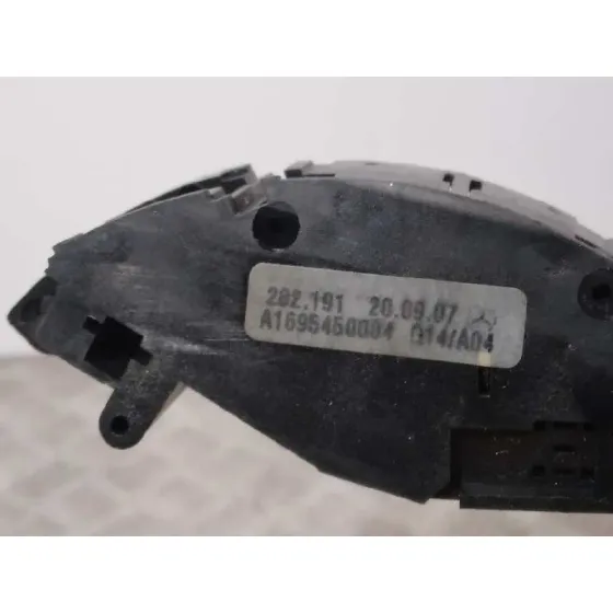 Mando Limpia para Mercedes-Benz Clase A (W169)