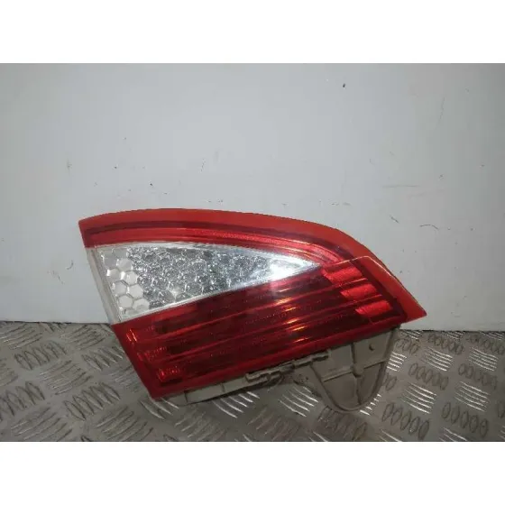 Piloto Trasero Izquierdo Interior para Ford Mondeo Ber. (Ca2)