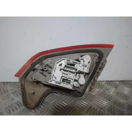 Piloto Trasero Izquierdo Interior para Ford Mondeo Ber. (Ca2)