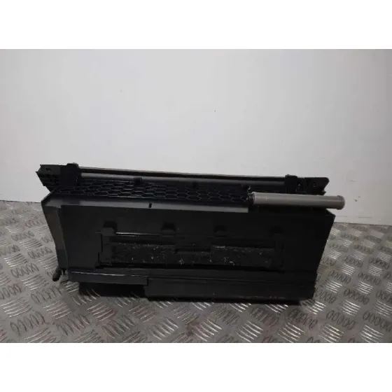 Guantera para Lexus Is200 (Ds2/Is2)