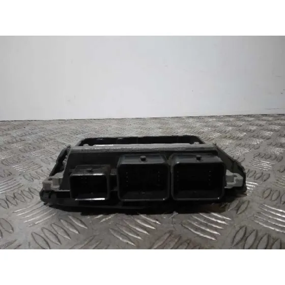 Centralita Motor Uce para Peugeot 208