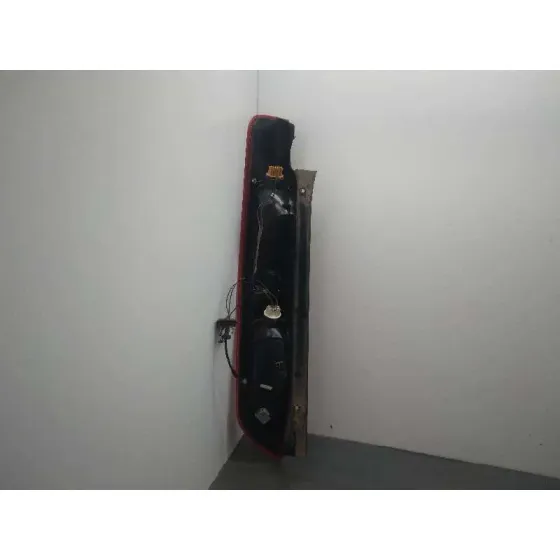 Piloto Trasero Derecho para Ford Focus Lim. (Cb4)