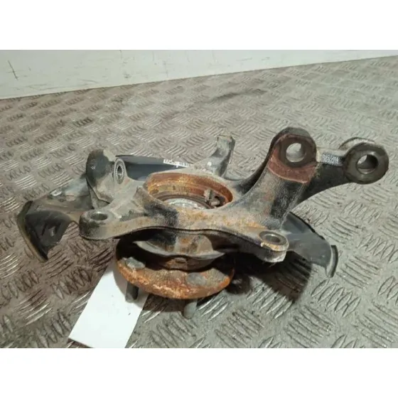 Mangueta Delantera Izquierda para Toyota Urban Cruiser