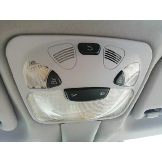 Luz Interior para Mercedes-Benz Clase C (W203) Berlina