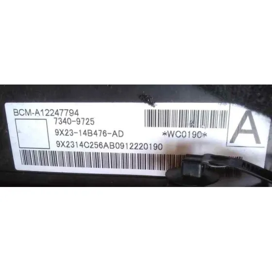 Caja Reles / Fusibles para Jaguar Xf