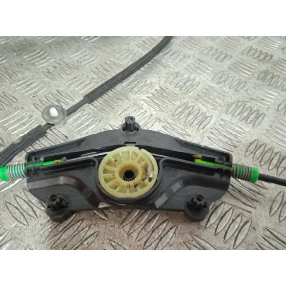 Elevalunas Delantero Izquierdo para Audi A4 Ber. (B8)