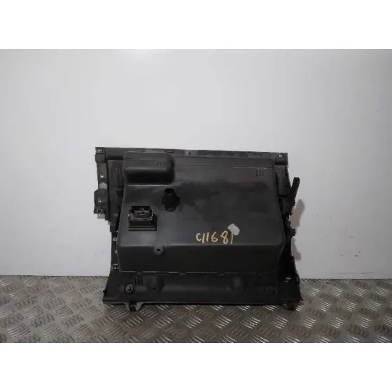 Guantera para Volkswagen Touran (1T3)
