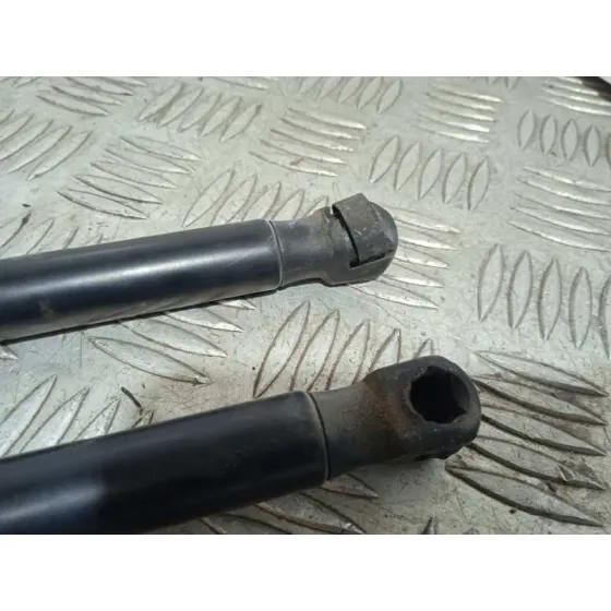 Amortiguadores Maletero / Porton para Jeep Renegade
