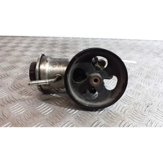 Bomba Direccion para Toyota Avensis Berlina (T25)