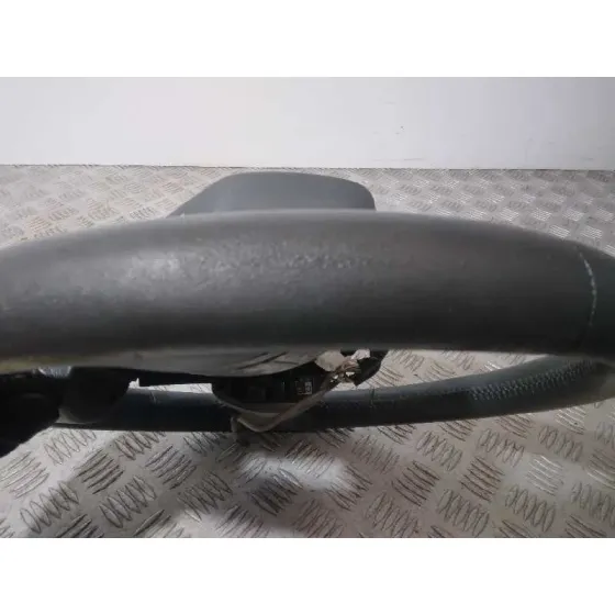 Volante para Toyota Auris