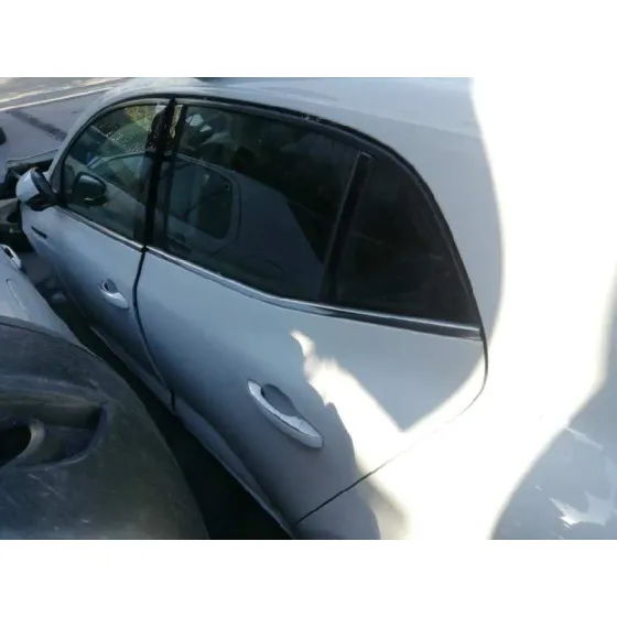Puerta Trasera Izquierda para Renault Megane Iv Berlina 5P