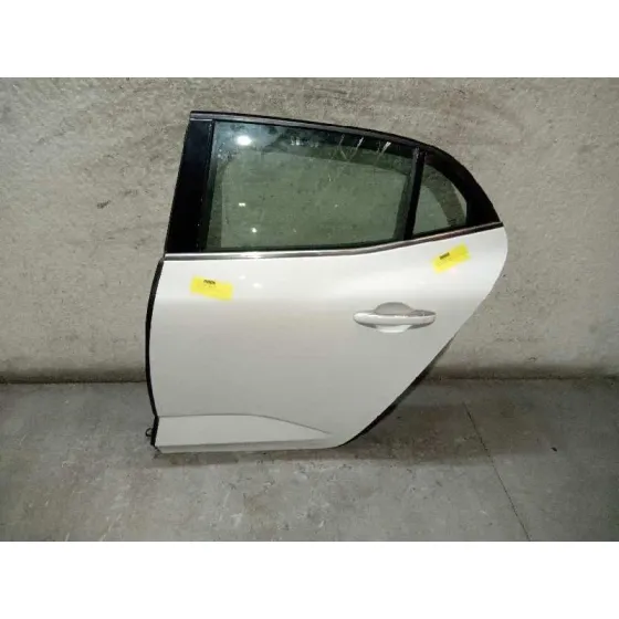 Puerta Trasera Izquierda para Renault Megane Iv Berlina 5P