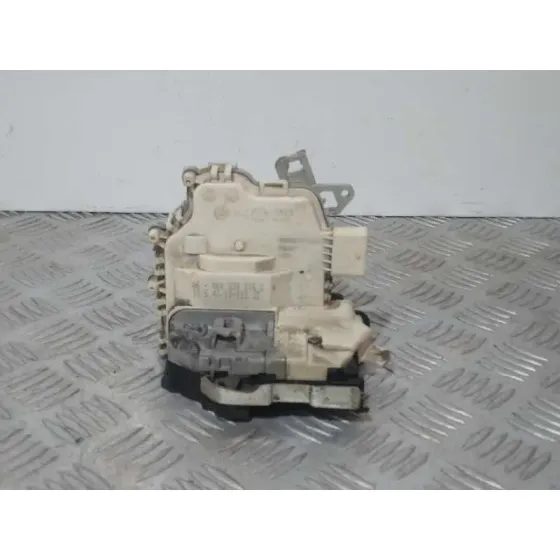 Cerradura Puerta Trasera Derecha para Audi A4 Ber. (B8)