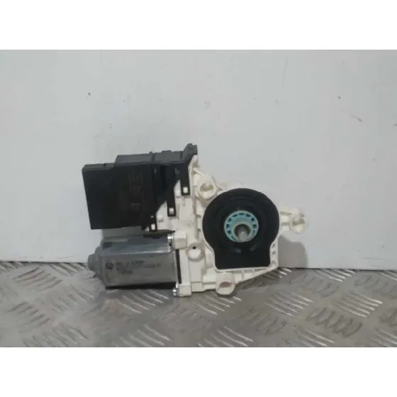 Motor Elevalunas Trasero Derecho para Volkswagen Tiguan (5N2)