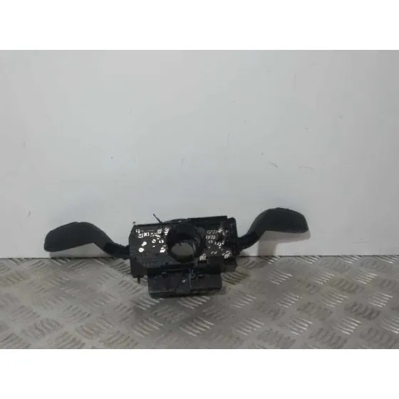 Mando Multifuncion para Seat Ibiza (6J5)