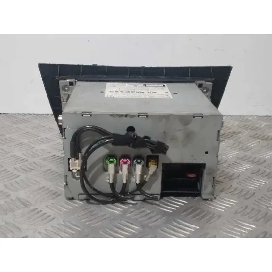 Sistema Audio / Radio Cd para Mercedes-Benz Clase C (W204) Berlina