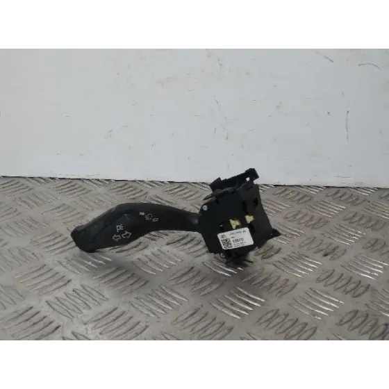 Mando Luces para Ford Kuga (Cbs)