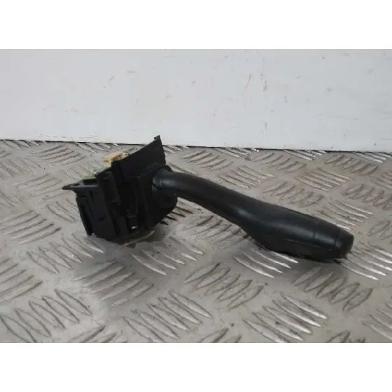 Mando Luces para Ford Kuga (Cbs)