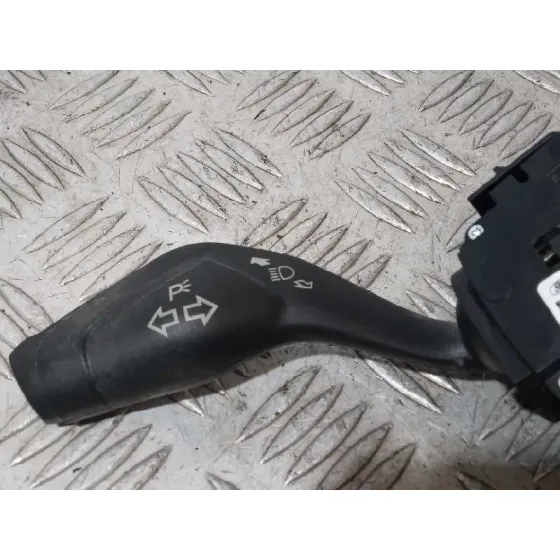 Mando Luces para Ford Kuga (Cbs)