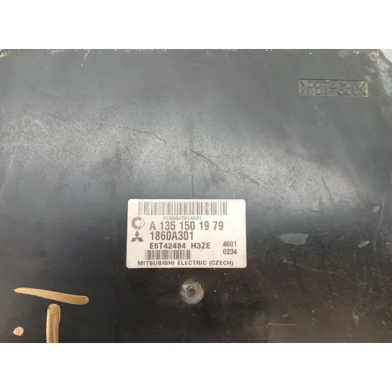 Centralita Motor Uce para Mitsubishi Colt Berlina 5 (Z30A)