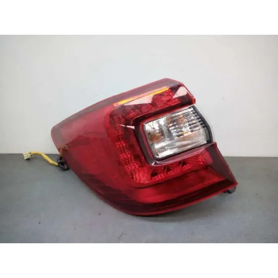 Piloto Trasero Izquierdo para Subaru Outback (B15)