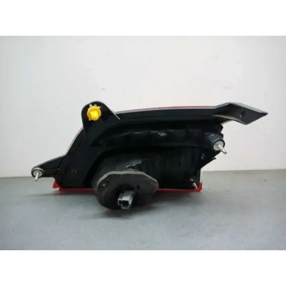Piloto Trasero Izquierdo Interior para Subaru Outback (B15)