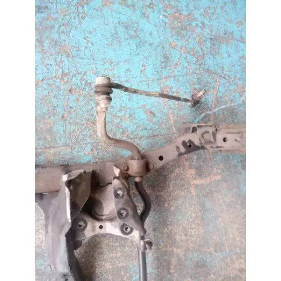 Puente Delantero para Subaru Outback (B15)