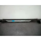 Faldon Lateral para Subaru Outback (B15)