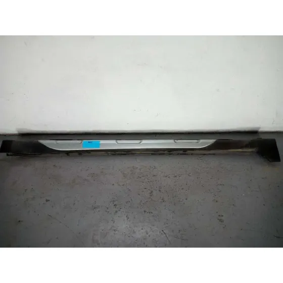 Faldon Lateral para Subaru Outback (B15)