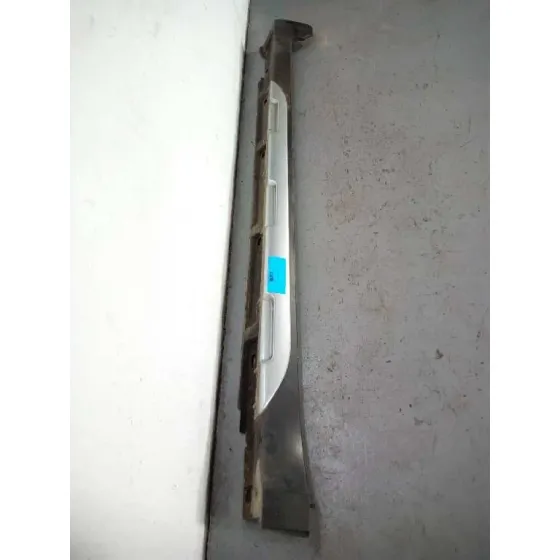Faldon Lateral para Subaru Outback (B15)