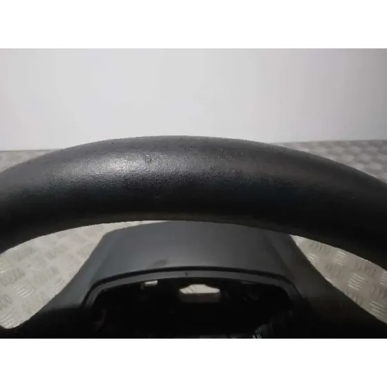 Volante para Ford Kuga (Cbs)