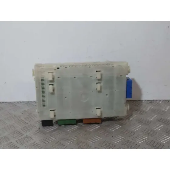 Caja Reles / Fusibles para Ford Mondeo Ber. (Ca2)