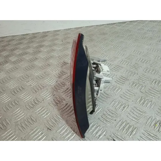 Piloto Trasero Izquierdo Interior para Audi A4 Avant (8E)