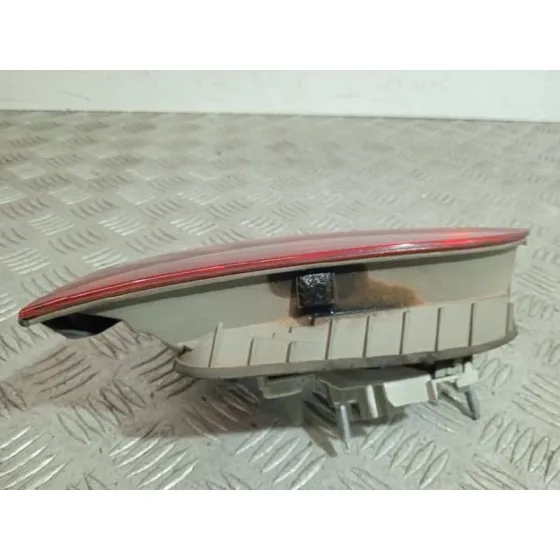 Piloto Trasero Derecho Interior para Audi A4 Avant (8E)