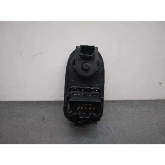 Mando Elevalunas Delantero Izquierdo para Renault Master Pritsche/Fgst