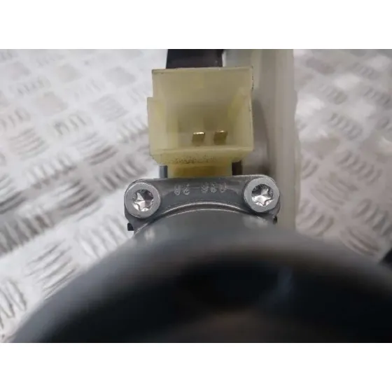 Elevalunas Delantero Izquierdo para Seat Leon (Kl1)