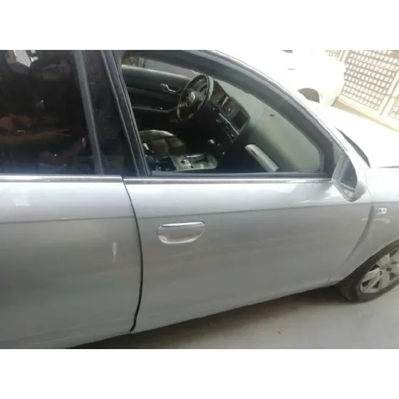 Puerta Delantera Derecha para Audi A6 Berlina (4F2)