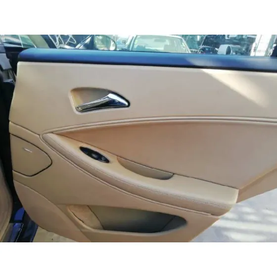 Guarnecido Puerta Trasera Derecha para Mercedes-Benz Clase Cls (W219)