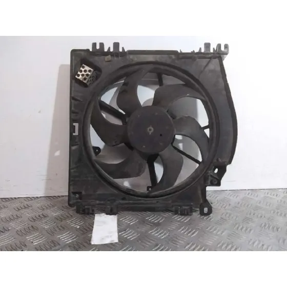 Electroventilador para Nissan Micra (K12E)