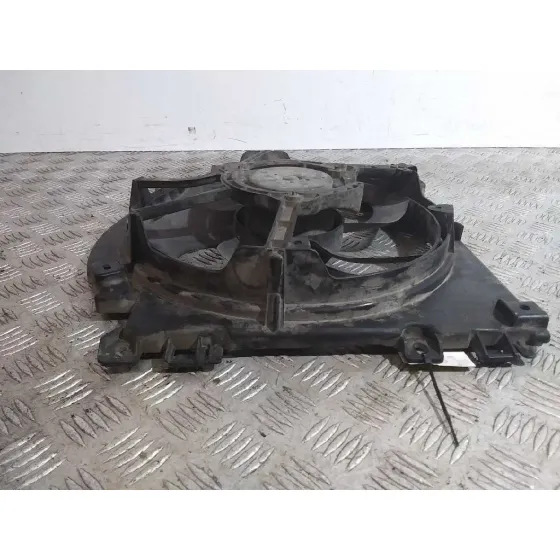 Electroventilador para Nissan Micra (K12E)