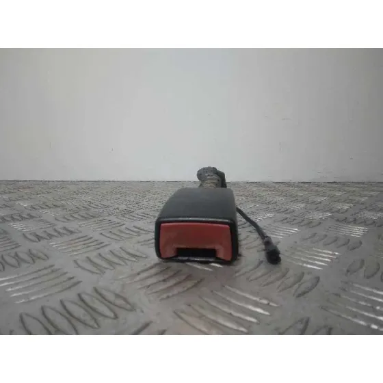 Enganche Cinturon para Seat Leon (1P1)