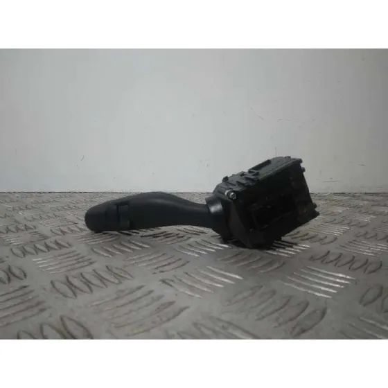 Mando Limpia para Kia Carens ( )