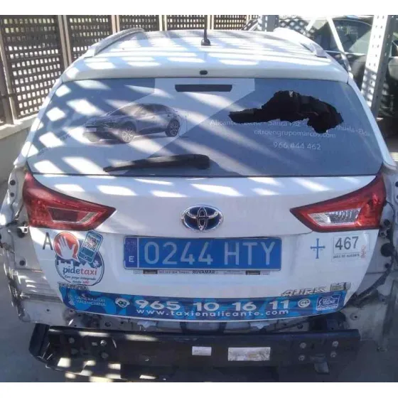 Porton Trasero para Toyota Auris Touring Sports (E18)