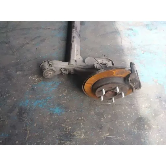 Puente Trasero para Kia Carens ( )