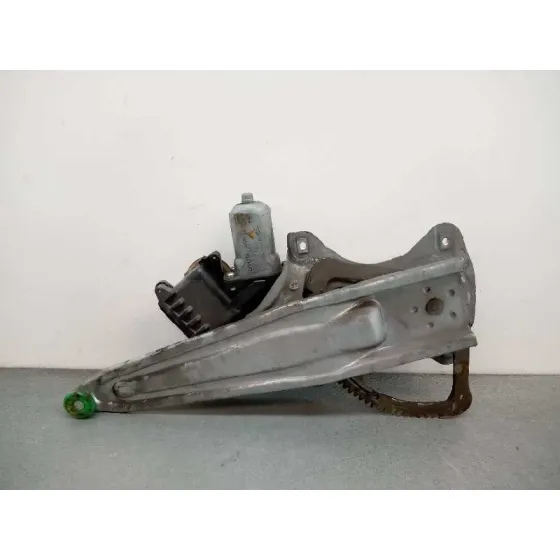 Elevalunas Trasero Derecho para Toyota Auris Touring Sports (E18)